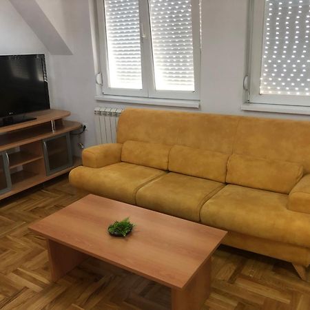 Guest House Sani Σκόπια Εξωτερικό φωτογραφία